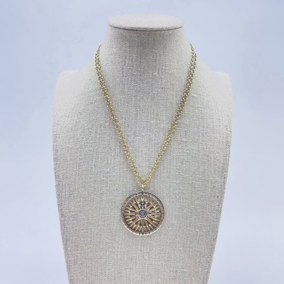 Compass Pendant Necklace Gold Tone Fleur de Lis Classic Career Cosplay LARP - Picture 8 of 8